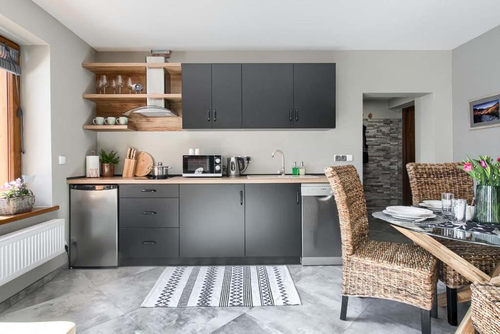 Domek - Apartament Goralska Bajka, Przy Krupowkach ザコパネ エクステリア 写真